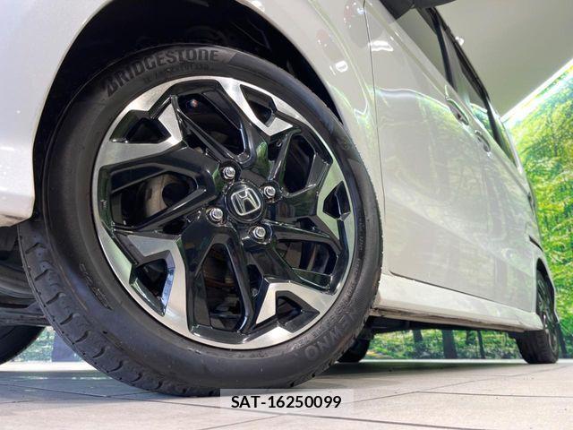Honda N BOX CUSTOM 2018-10 7328823-12