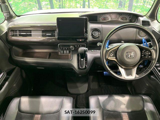 Honda N BOX CUSTOM 2018-10 7328823-1