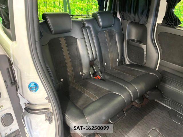 Honda N BOX CUSTOM 2018-10 7328823-8