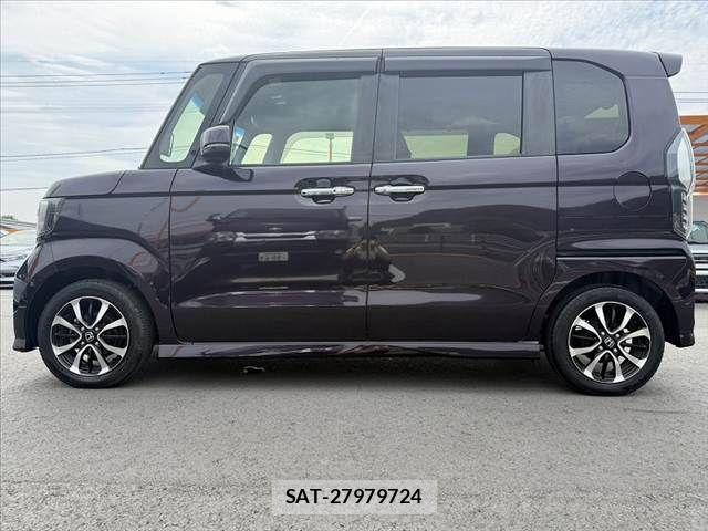 Honda N BOX CUSTOM 2017-10 7328852-11