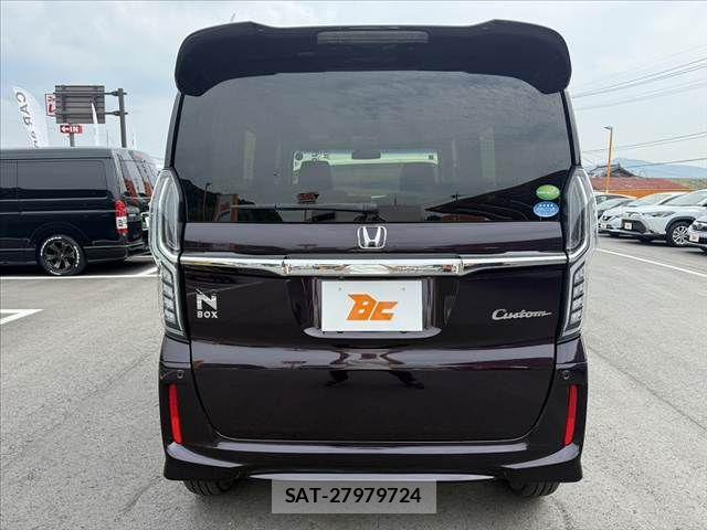 Honda N BOX CUSTOM 2017-10 7328852-13