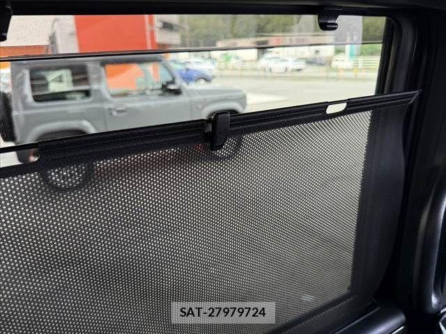 Honda N BOX CUSTOM 2017-10 7328852-6
