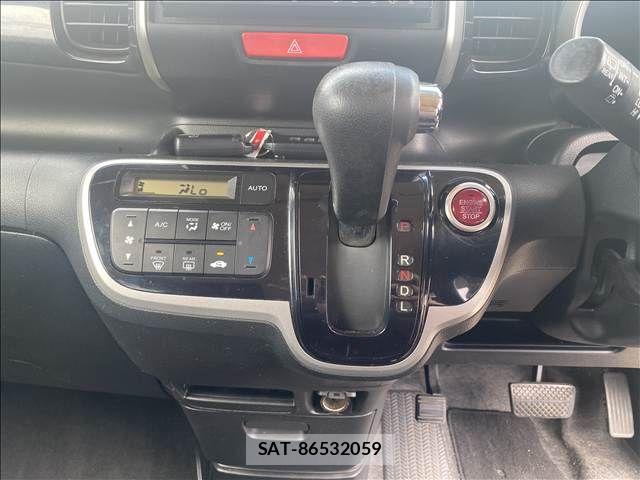 Honda N BOX CUSTOM 2013-06 7328886-11