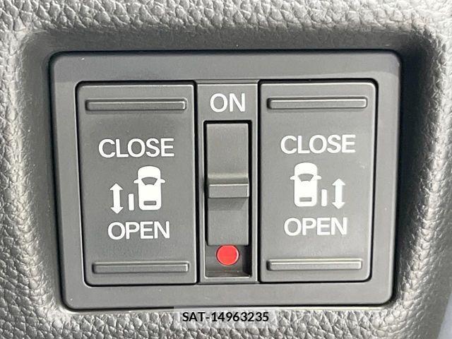 Honda N BOX CUSTOM 2021-02 7328841-5