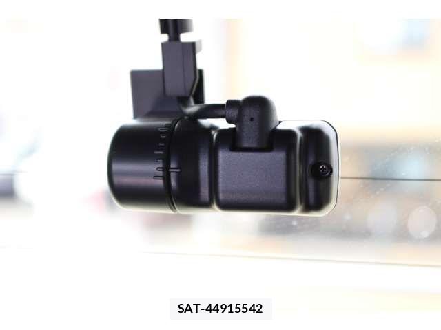 Honda N BOX CUSTOM 2022-09 7328810-8