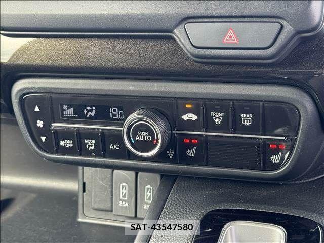 Honda N BOX CUSTOM 2019-11 7358995-18