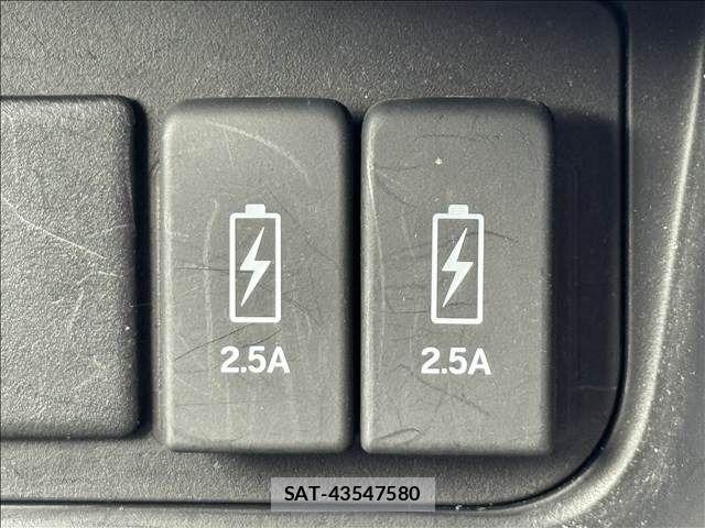 Honda N BOX CUSTOM 2019-11 7358995-22
