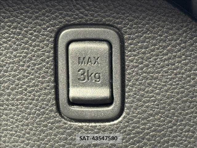 Honda N BOX CUSTOM 2019-11 7358995-28