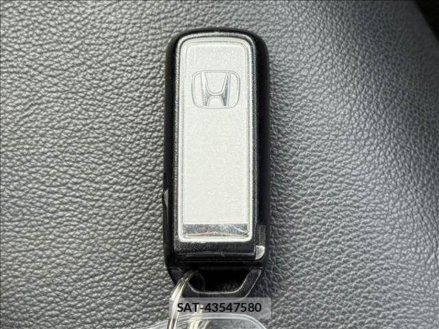 Honda N BOX CUSTOM 2019-11 7358995-29