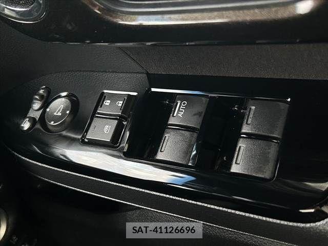 Honda N BOX CUSTOM 2018-10 7359005-25