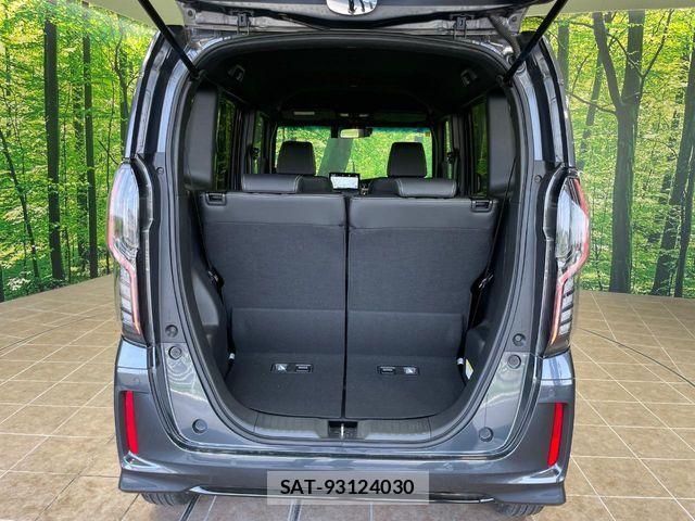 Honda N BOX CUSTOM 2023-11 7358971-9