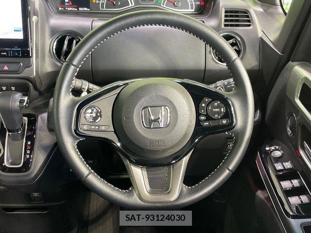 Honda N BOX CUSTOM 2023-11 7358971-10