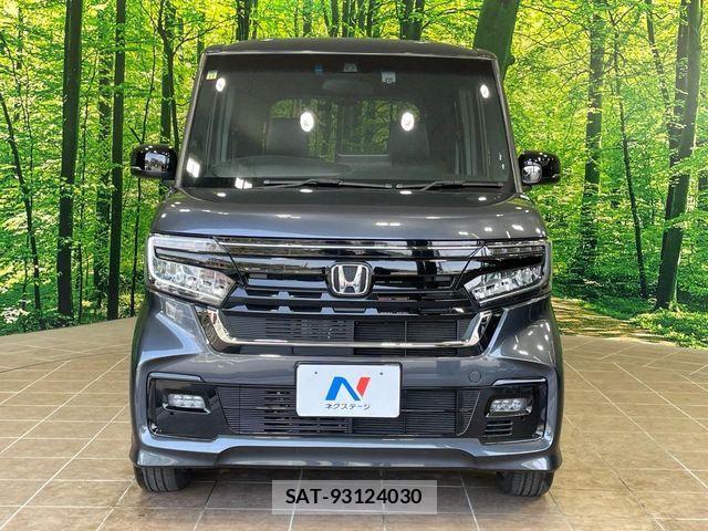 Honda N BOX CUSTOM 2023-11 7358971-13