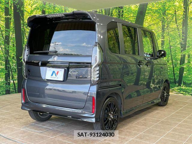 Honda N BOX CUSTOM 2023-11 7358971-16