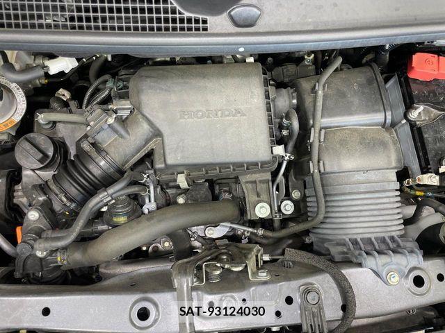 Honda N BOX CUSTOM 2023-11 7358971-17