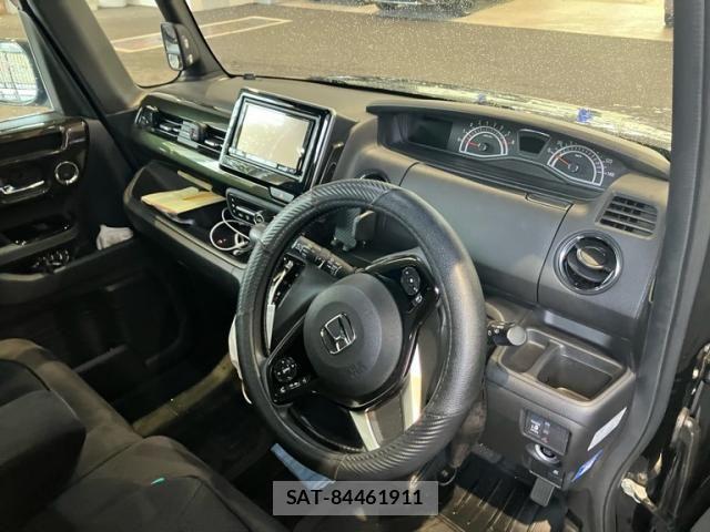 Honda N BOX CUSTOM 2017-11 7359007-12