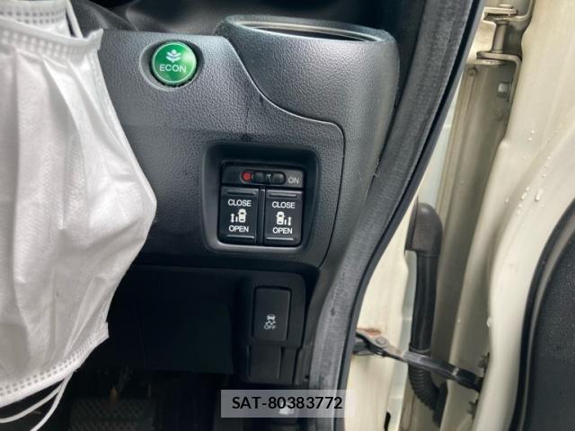 Honda N BOX CUSTOM 2013-06 7359018-17
