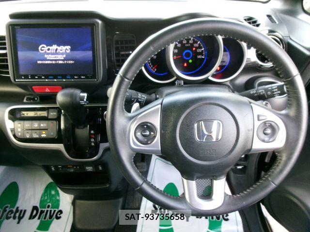 Honda N BOX CUSTOM 2017-02 7359006-17