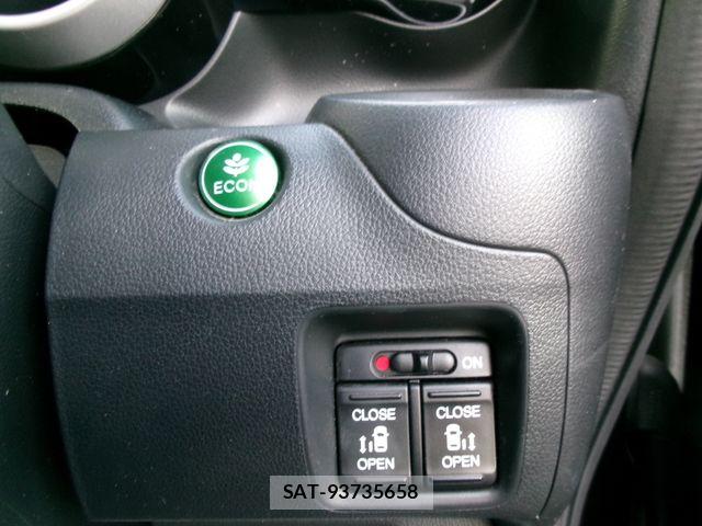 Honda N BOX CUSTOM 2017-02 7359006-21