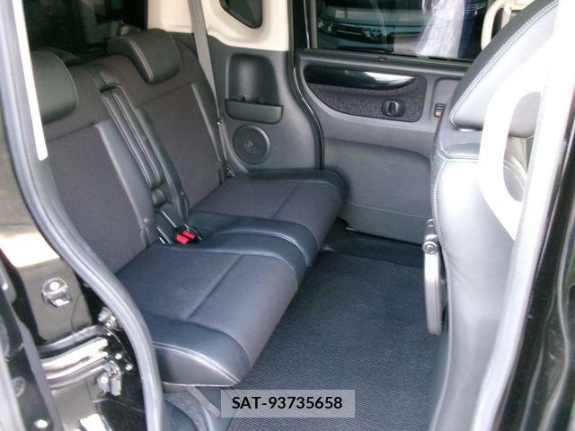 Honda N BOX CUSTOM 2017-02 7359006-24