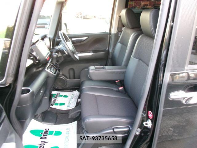 Honda N BOX CUSTOM 2017-02 7359006-28
