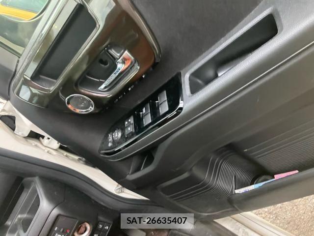 Honda N BOX CUSTOM 2020-03 7359012-13