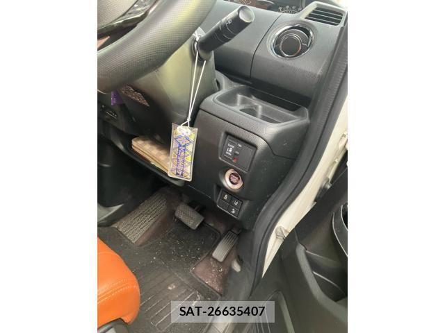 Honda N BOX CUSTOM 2020-03 7359012-14