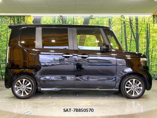 Honda N BOX CUSTOM 2025-06 7358978-17