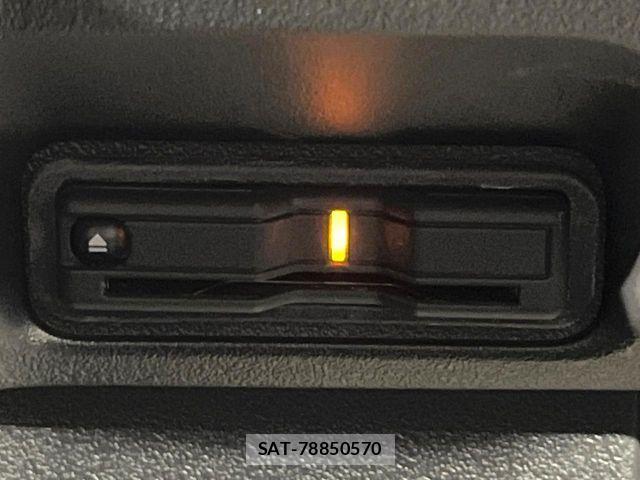 Honda N BOX CUSTOM 2025-06 7358978-6