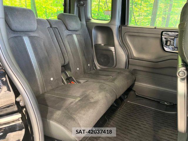 Honda N BOX CUSTOM 2022-10 7358987-8