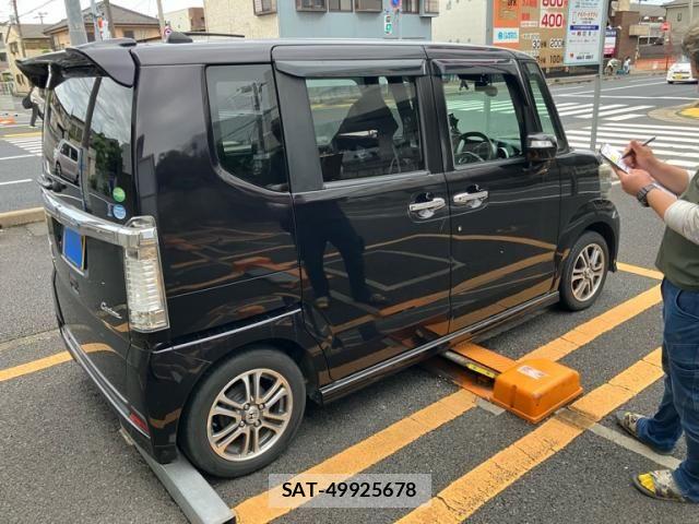 Honda N BOX CUSTOM 2014-01 7359017-4