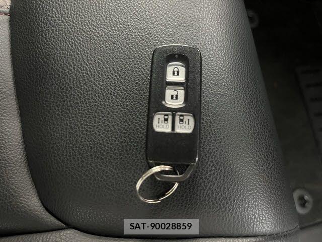 Honda N BOX CUSTOM 2021-07 7358983-25
