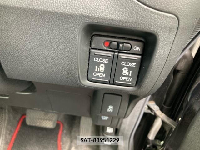 Honda N BOX CUSTOM 2014-11 7359013-15