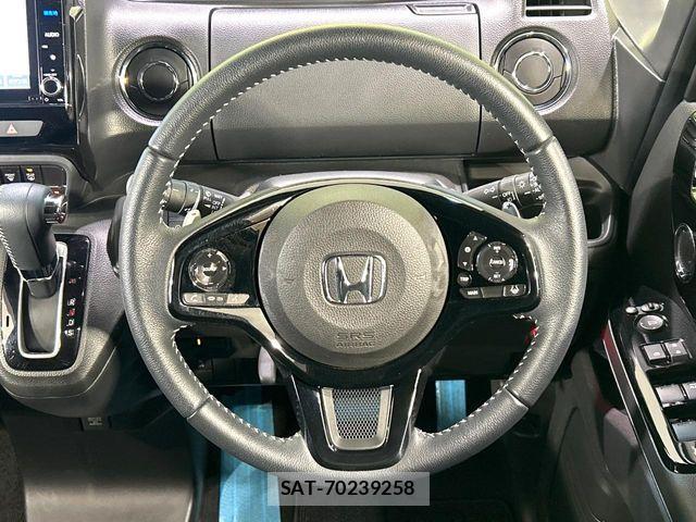 Honda N BOX CUSTOM 2022-09 7358982-10