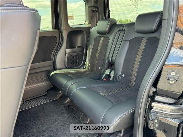 Honda N BOX CUSTOM 2017-12 7359011-17