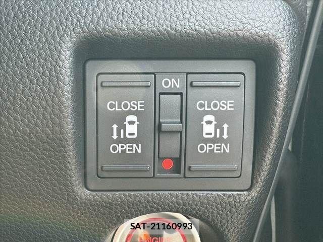 Honda N BOX CUSTOM 2017-12 7359011-4