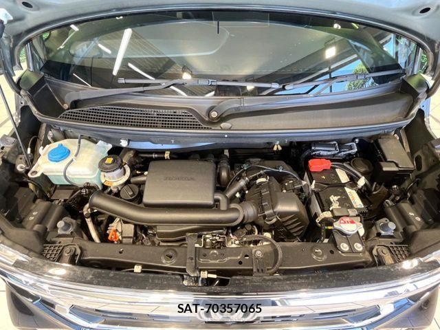 Honda N BOX CUSTOM 2023-03 7358986-17