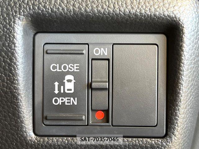 Honda N BOX CUSTOM 2023-03 7358986-5