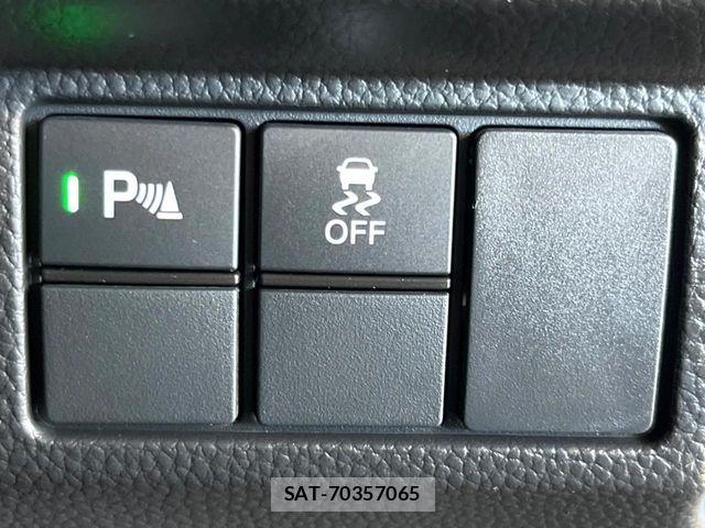 Honda N BOX CUSTOM 2023-03 7358986-6