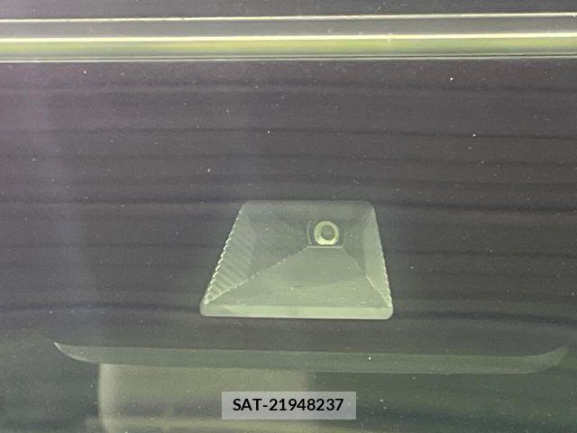 Honda N BOX CUSTOM 2018-11 7358999-2