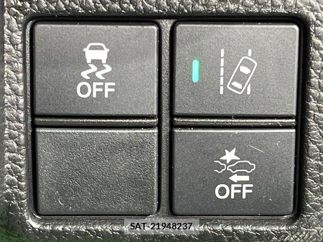 Honda N BOX CUSTOM 2018-11 7358999-8