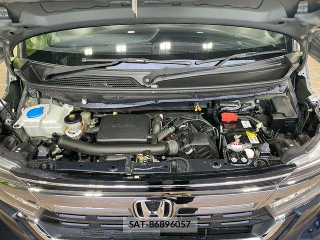 Honda N BOX CUSTOM 2021-06 7358988-17