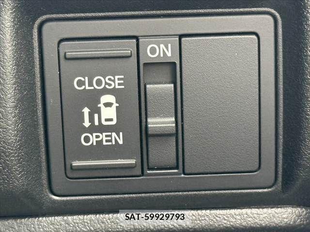 Honda N BOX CUSTOM 2025-03 7358979-27