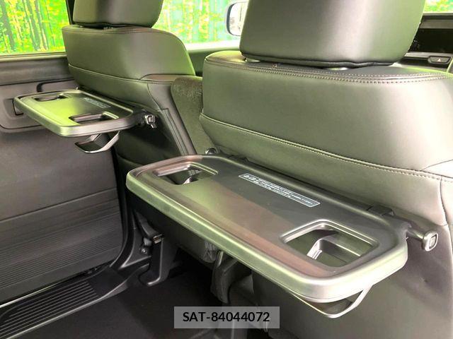 Honda N BOX CUSTOM 2026-05 7358975-5