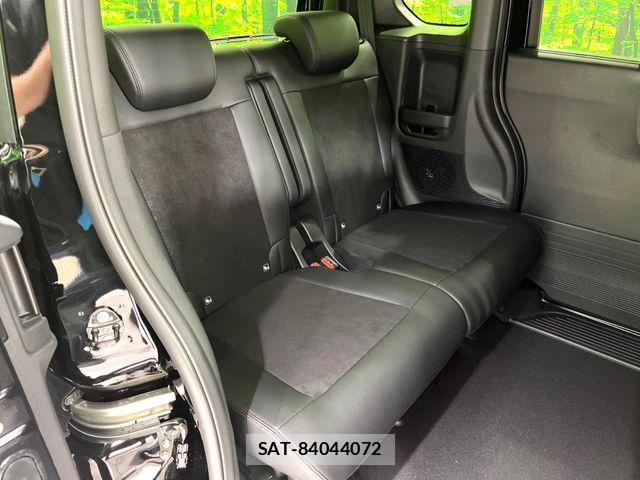 Honda N BOX CUSTOM 2026-05 7358975-8