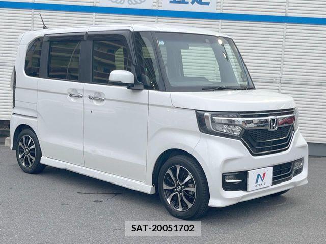 Honda N BOX CUSTOM 2020-03 7358992-15