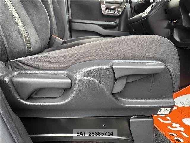 Honda N BOX CUSTOM 2019-09 7359003-27