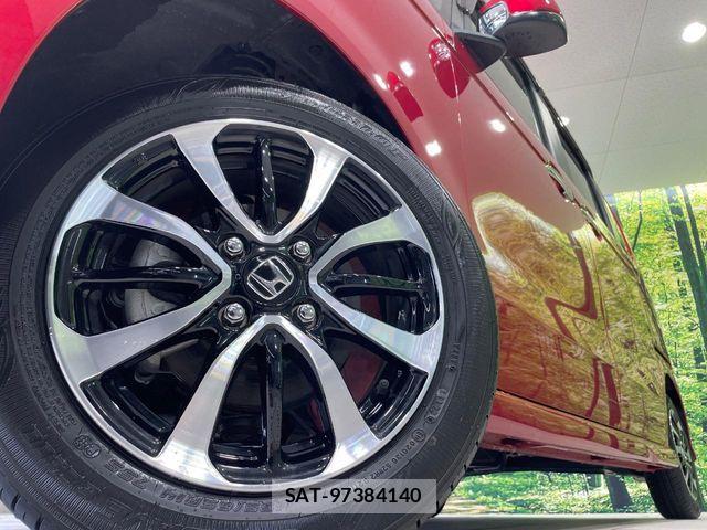 Honda N BOX CUSTOM 2023-11 7358984-11