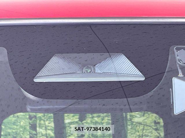 Honda N BOX CUSTOM 2023-11 7358984-5