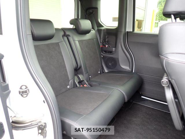 Honda N BOX CUSTOM 2024-07 7358973-21